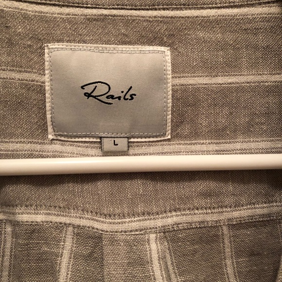 Rails button down - Picture 5 of 7